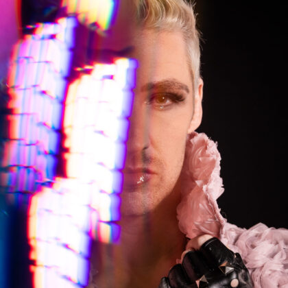 {field title}{/field}